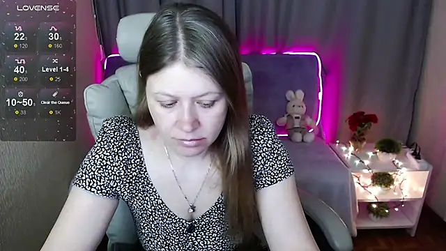 alekasamui online show from March 18, 2025, 12:16 am