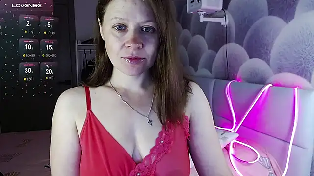 alekasamui online show from September 15, 2025, 9:04 pm