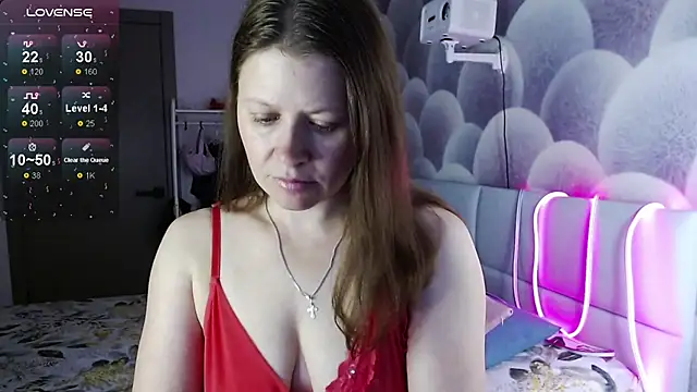 alekasamui online show from October 4, 2025, 7:50 am