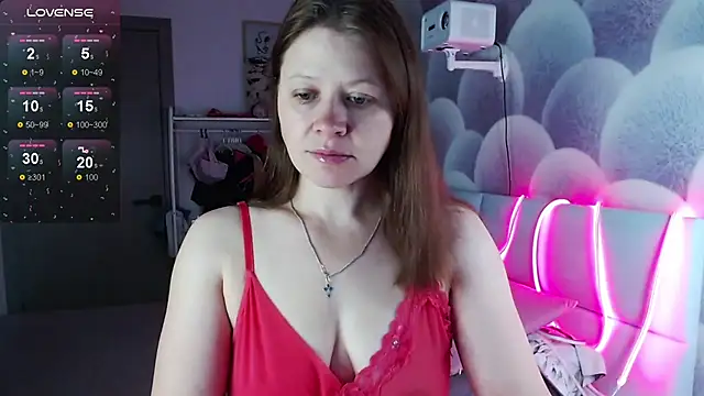 alekasamui online show from October 9, 2025, 1:14 am