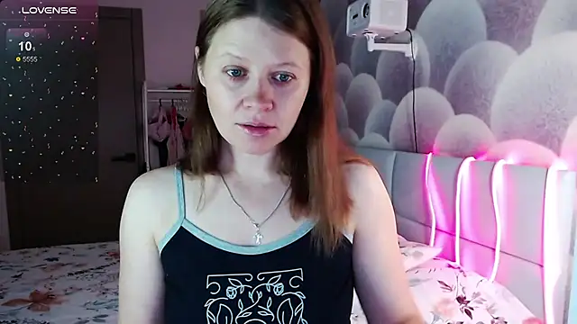 alekasamui online show from October 18, 2025, 10:54 pm