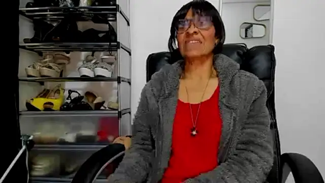 Aries Mature online show from April 19, 2026, 6:10 pm