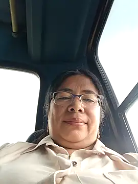   valentina18 online show from January 25, 2025, 4:24 pm