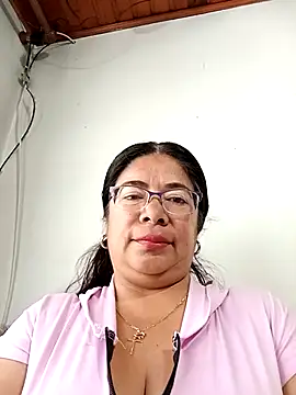   valentina18 online show from September 9, 2025, 1:10 pm