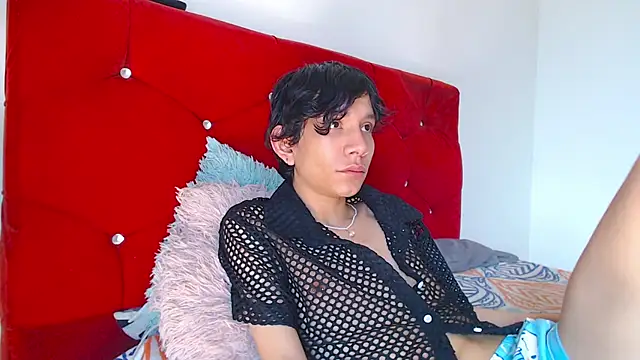 LAICK 01 online show from April 7, 2026, 7:58 pm