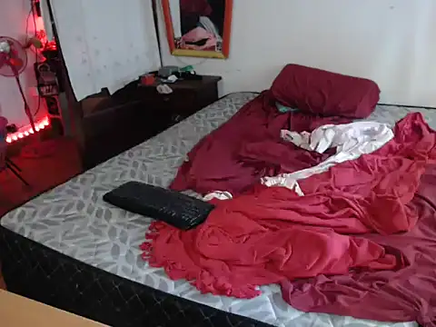 deftoolceles online show from November 4, 2025, 9:14 pm