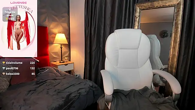  Nicoletteshea  online show from January 8, 2025, 3:08 am