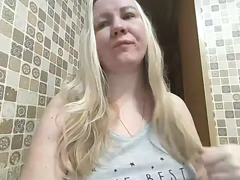 PrettyHairyBlonde online show from January 1, 2025, 6:47 am