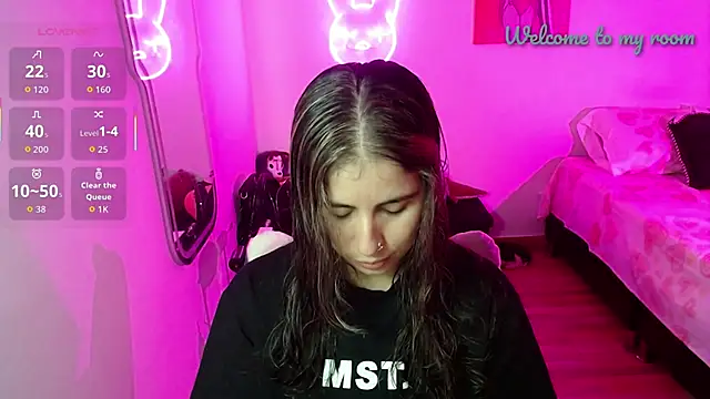 valentina angel online show from April 7, 2026, 3:18 am