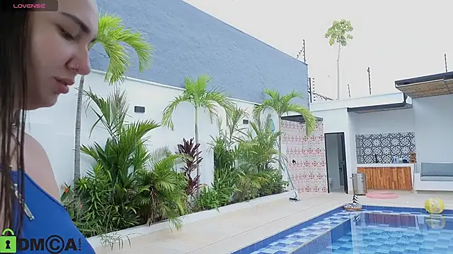 ava blue online show from October 5, 2025, 11:41 am