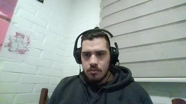 hung weeb online show from November 1, 2025, 12:56 am