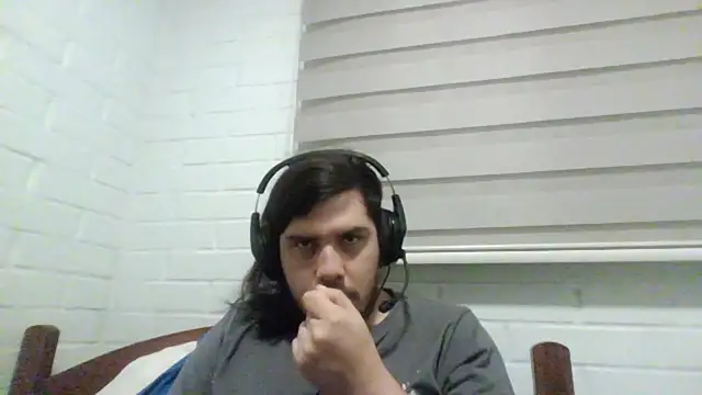 hung weeb online show from April 2, 2026, 2:31 am