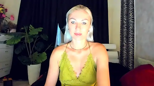 Snapshot of _SABOTAGE_ chatting on June 21, 2026, 2:03 am SABOTAGE online show from June 21, 2026, 2:03 am