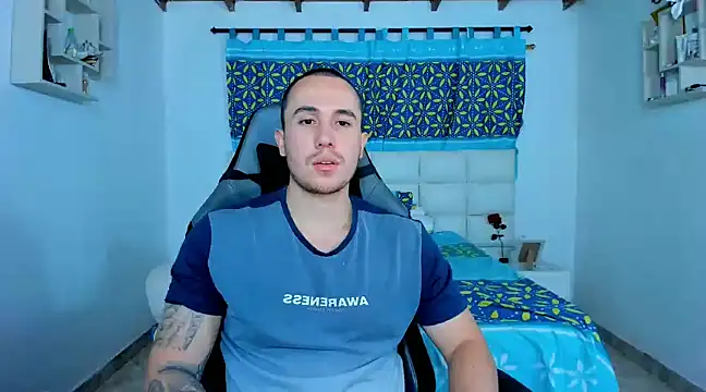 juan  jimenez online show from February 8, 2025, 11:02 pm