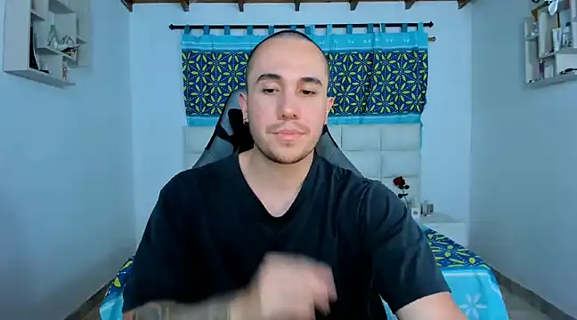 juan  jimenez online show from February 10, 2025, 12:19 am