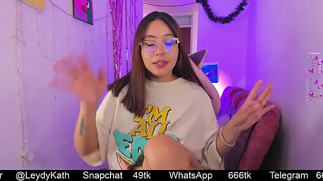 Nasha abby online show from December 10, 2024, 2:06 pm