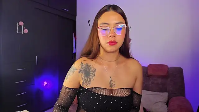 Nasha abby online show from March 13, 2025, 4:05 am