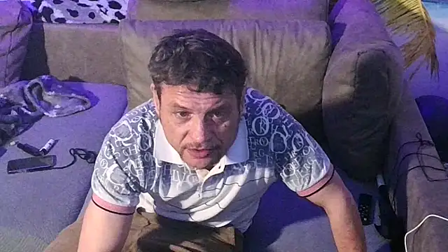 druckfug online show from March 18, 2025, 9:53 pm