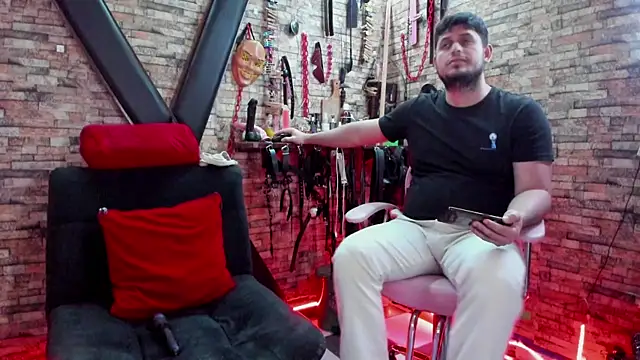 Liltildeman moon online show from March 9, 2025, 6:32 pm