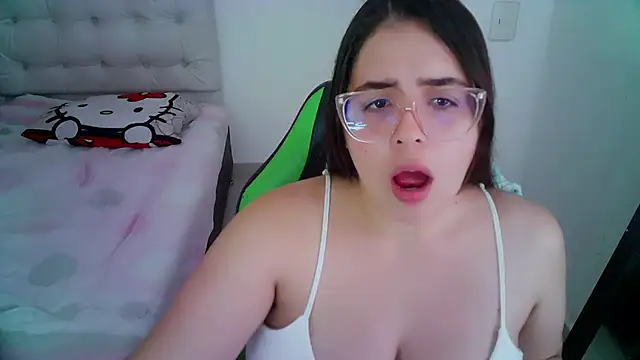  alicia z online show from December 11, 2024, 12:44 am