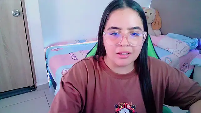  alicia z online show from February 5, 2025, 12:20 am