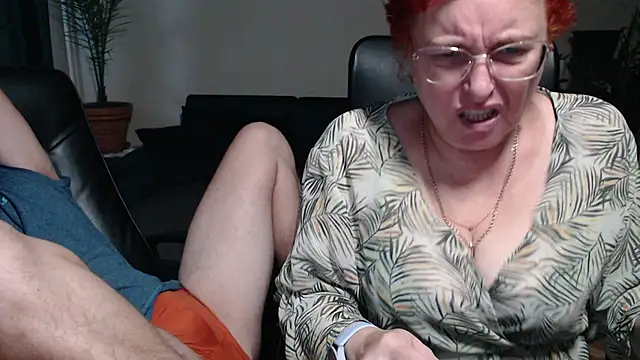 JoannaAndNeighbour online show from October 26, 2025, 7:58 am