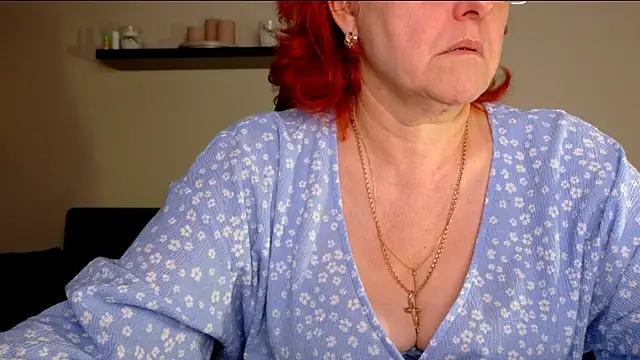 Snapshot of JoannaAndNeighbour chatting on June 15, 2026, 7:32 am JoannaAndNeighbour online show from June 15, 2026, 7:32 am