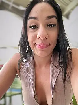 Snapshot of __IRIS__ chatting on July 22, 2026, 3:26 pm IRIS online show from July 22, 2026, 3:26 pm