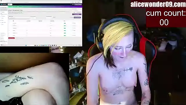 alicewonder09 online show from January 4, 2025, 6:41 am