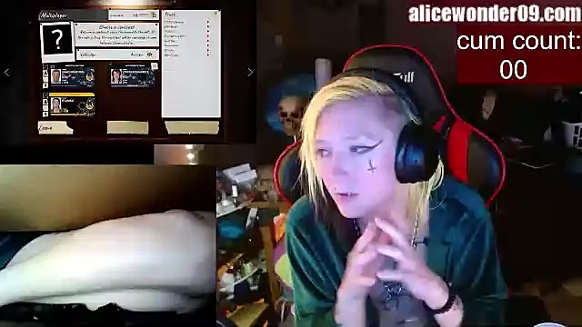 alicewonder09 online show from January 6, 2025, 12:02 pm