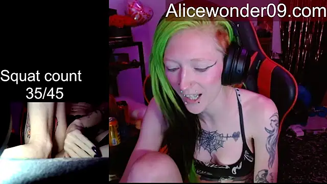 alicewonder09 online show from March 3, 2026, 4:18 am
