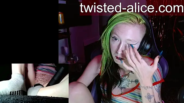 Snapshot of alicewonder09 chatting on July 22, 2026, 3:09 am alicewonder09 online show from July 22, 2026, 3:09 am