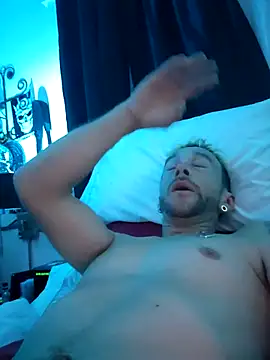 Snapshot of 22sexytwin chatting on January 7, 2025, 6:38 am 22sexytwin online show from January 7, 2025, 6:38 am