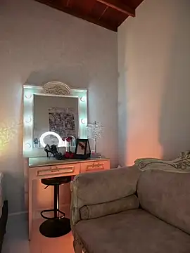 shannol ryan online show from April 24, 2026, 12:57 am