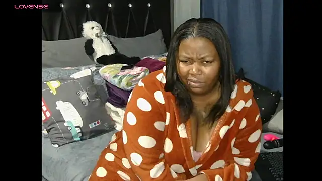 Snapshot of caramelbooty69 chatting on November 7, 2025, 8:09 pm caramelbooty69 online show from November 7, 2025, 8:09 pm