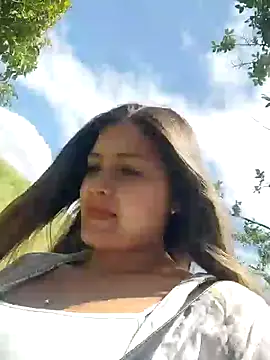 alana 69 online show from February 1, 2025, 4:33 pm