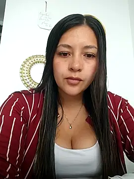 alana 69 online show from December 2, 2025, 9:10 pm