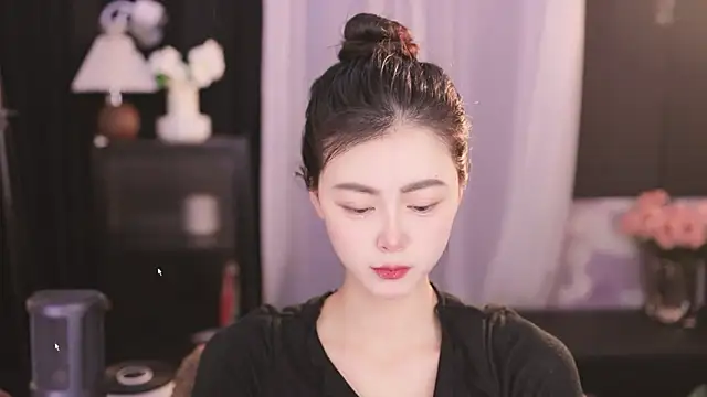 Ocean--Lili online show from January 25, 2025, 2:14 pm