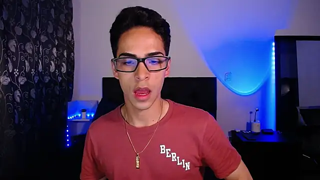 aodaboyyy online show from January 17, 2025, 11:51 pm