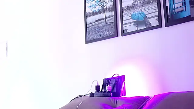 Snapshot of AnnJey chatting on February 17, 2025, 6:15 pm AnnJey online show from February 17, 2025, 6:15 pm