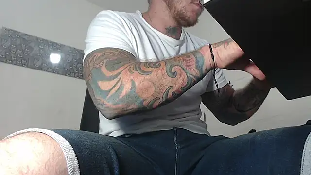 Snapshot of stripnolimits chatting on March 7, 2025, 9:59 pm stripnolimits online show from March 7, 2025, 9:59 pm