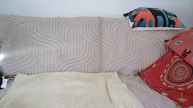 sheerazade online show from September 13, 2025, 3:34 pm