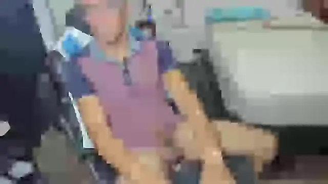 guachin hunk online show from March 17, 2025, 3:18 pm