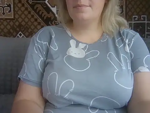 Diana Britt online show from October 4, 2025, 11:08 am