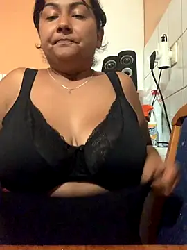 Madsion23 online show from September 10, 2025, 10:43 pm