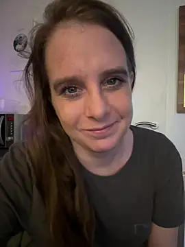 LadyChantale online show from April 6, 2026, 6:25 am