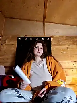 Snowbunnycake 131 online show from December 3, 2024, 3:52 am