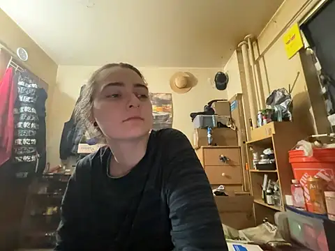 Snowbunnycake 131 online show from May 13, 2026, 12:57 pm