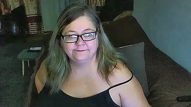 sex2 online show from February 18, 2026, 9:00 pm