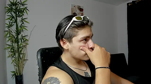 Giordano Russo online show from February 11, 2025, 3:29 am